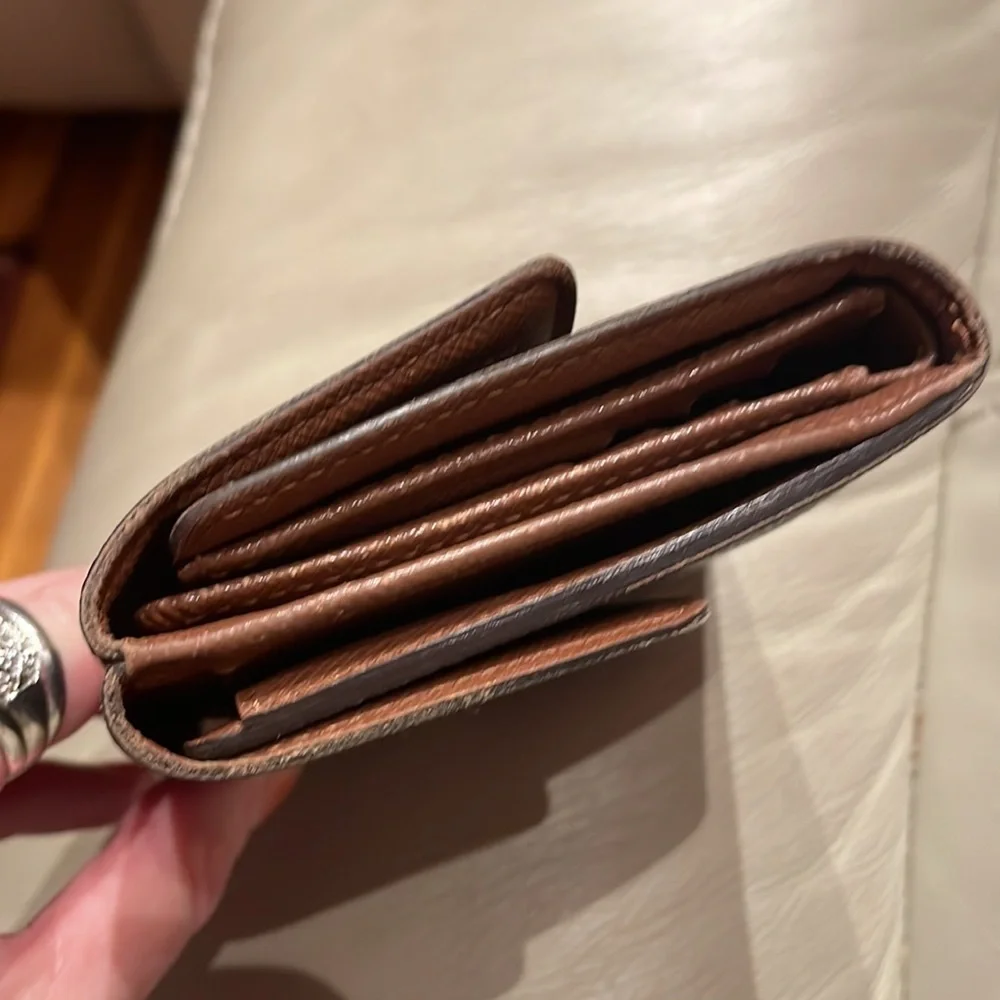 Louis Vuitton Elise Trifold Wallet - Picture 11 of 11